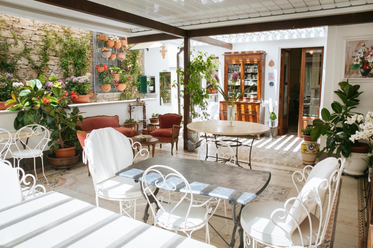 פולוניקה Domus Socolatae Residenza D'Epoca Charming B&B - Adults Only מראה חיצוני תמונה